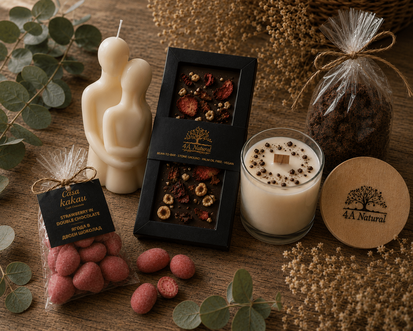 Подаръчен комплект CHOCOLATE LOVERS с подарък ягоди в двоен шоколад - Image 3